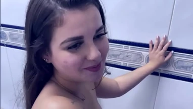 Hot white girl skinny favelado