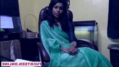 Hot Indian Sex Teacher on Cam